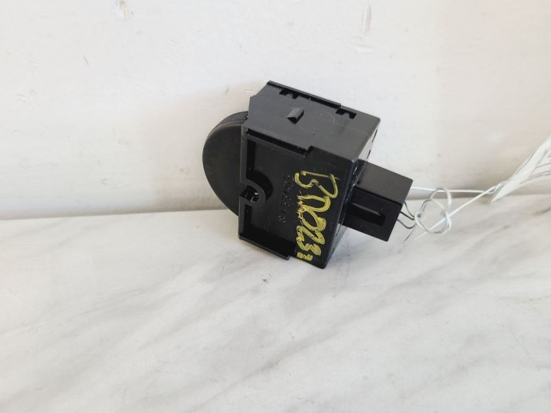 Dome Light Switch Fits 2002 ES300 574711