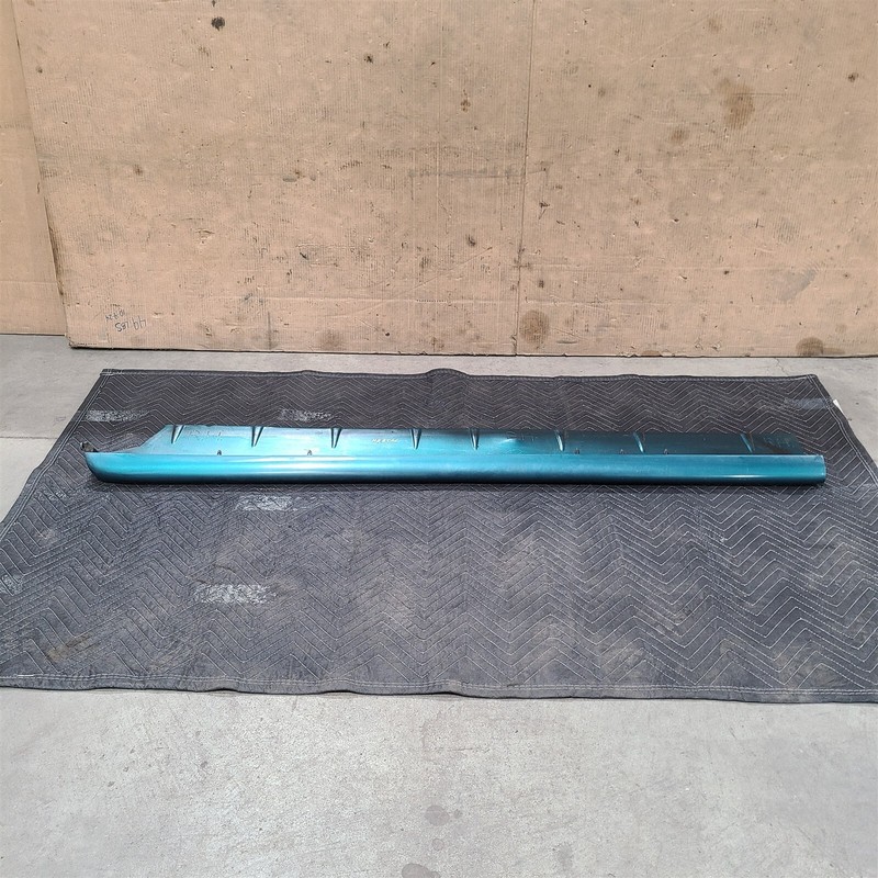 94-98 Mustang Gt Passenger Side Skirt Rocker Panel Rh Aa7428