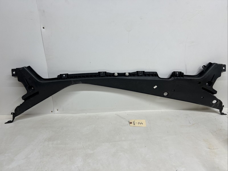 2020-2024 Tesla Model Y Front Windshield Wiper Cowl Trim Panel 1492603-00 144 S7