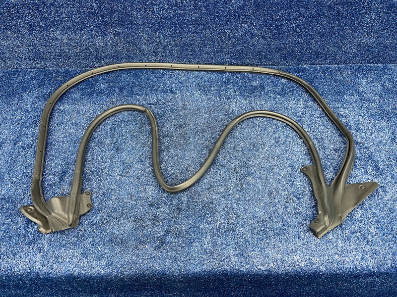 2017–2020 FIAT 124 Spider Front Right Passenger Side Door Opening Body Seal OEM