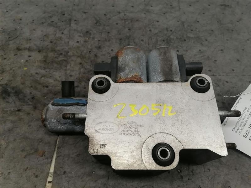 Suspension Pump Leveling Pump Pneumatic Fits 06-13 RANGE ROVER SPORT 1370624