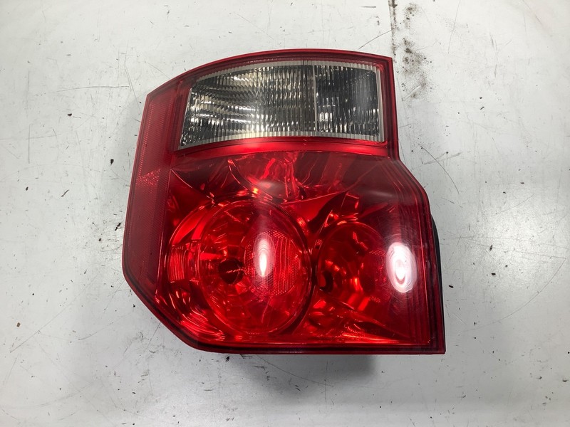 03-08 Honda Element Left Tail Light 33551-SCV-A01 OEM