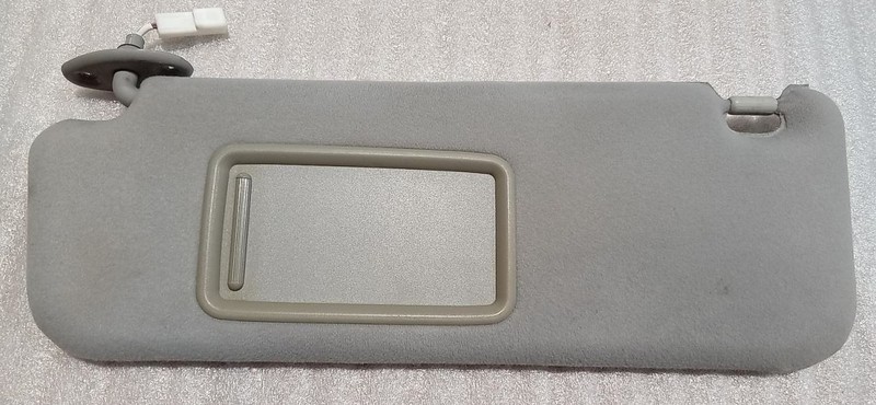 2005 Toyota Prius LH Driver Side 11071 Sun Visor Gray 7432047133A4