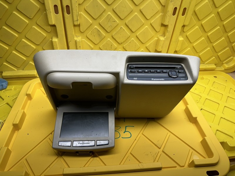 2004Chevrolet Tahoe /GMC/Cadillac Panasonic Entertainment System