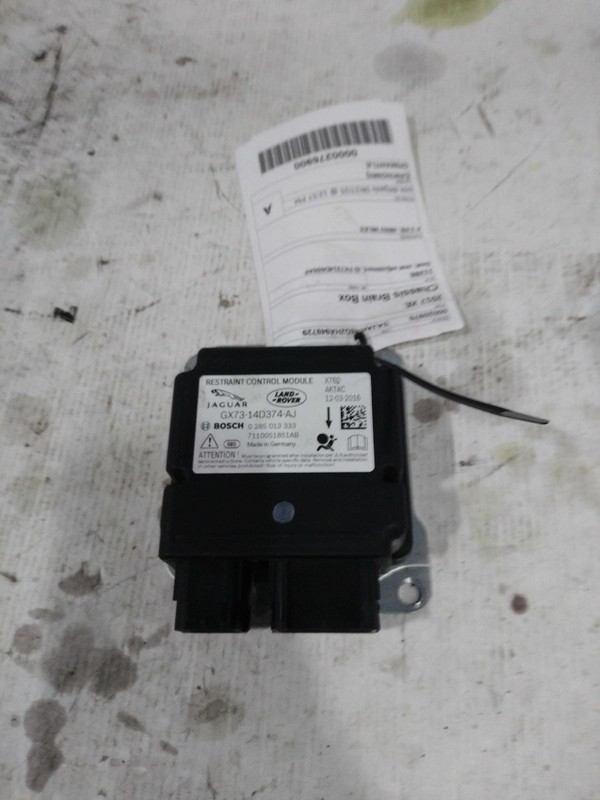 2017 Jaguar XE Power Seat Control Module OEM FK7214D600AD 48000 Miles Black