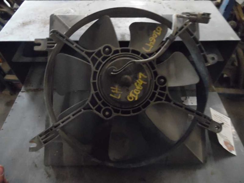 98 99 00 01 SEPHIA RADIATOR FAN MOTOR FAN ASSM RADIATOR LH AT 60664