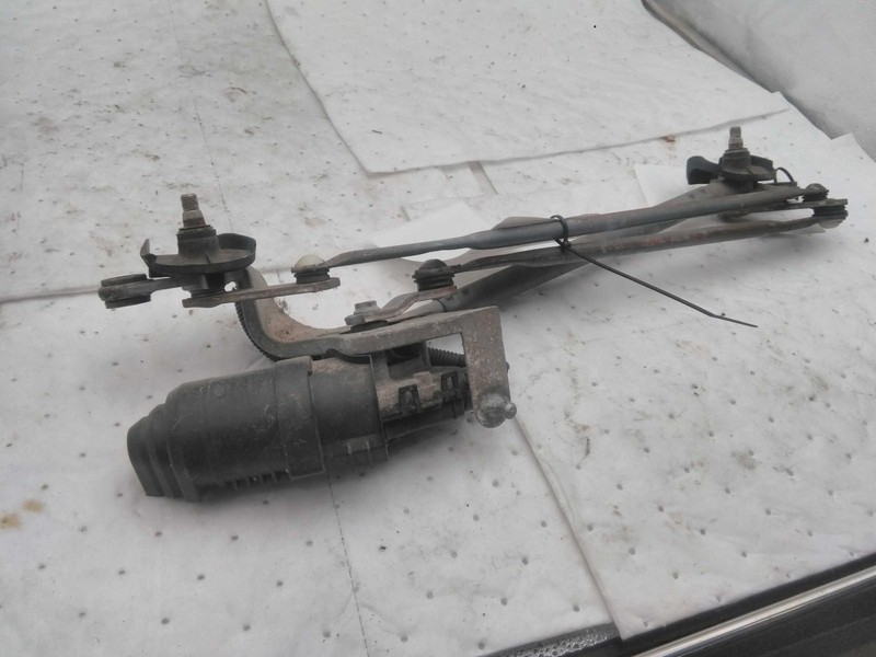 2010 Toyota RAV4 Wiper Motor OEM Silver 206K Miles 851100R010 8511042150