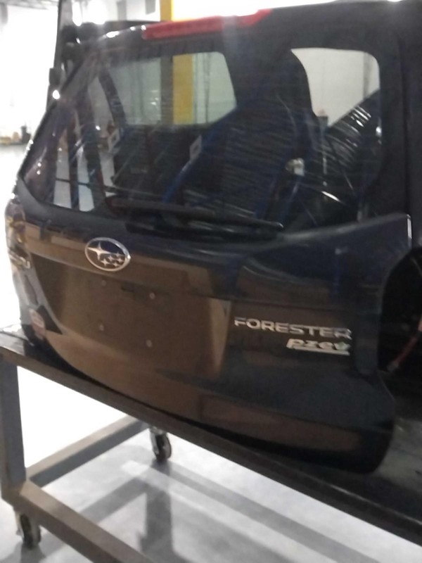 Used Deck Lid fits: 2014 Subaru Forester w/o spoiler w/o privacy tint glass Grad