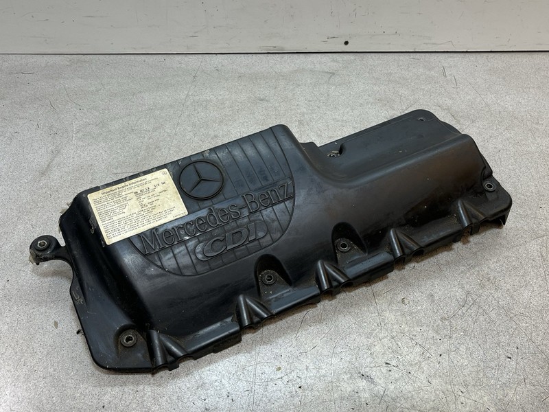 04 05 06 MERCEDES DODGE SPRINTER 2.7 CDI ENGINE MOTOR VALVE INJECTOR COVER OM647