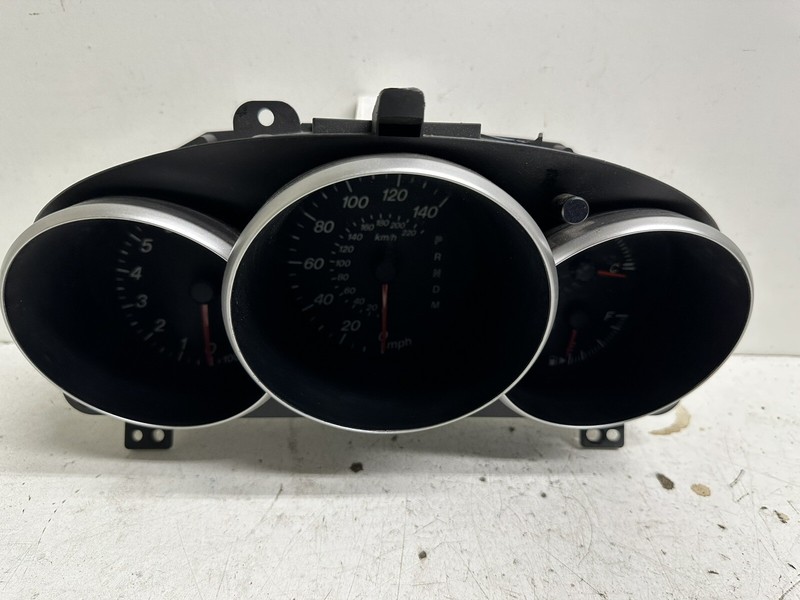 2005-2006 Mazda 3 2.0L A/T Cluster Speedometer Tach Gauges Instrument Panel Oem