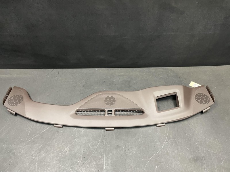 Dashboard Defroster Panel 2020 GMC Acadia 84347670 2021 2022 2023