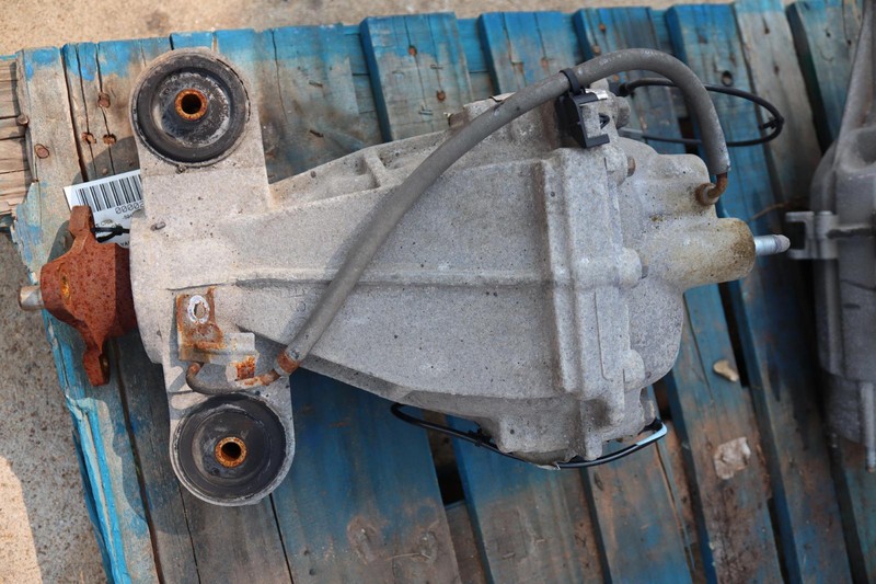 2014-2018 INFINITI Q50 3.5L HYBRID REAR AXLE DIFF DIFFERENTIAL 2.611 RATIO OEM