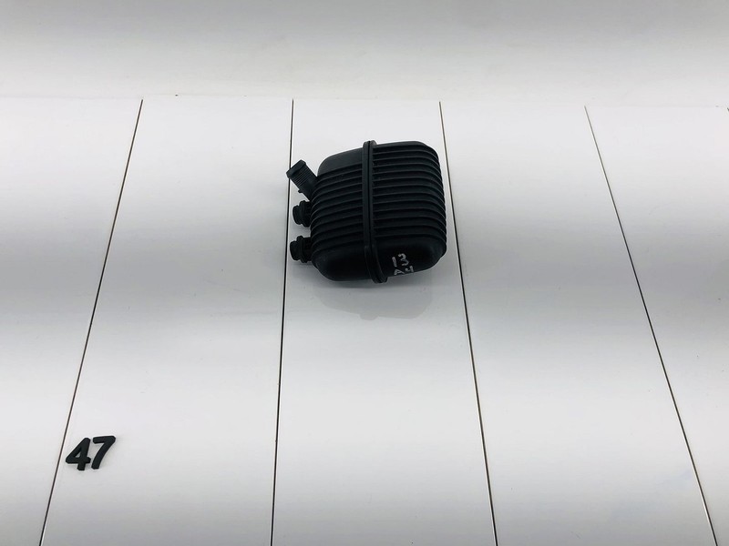 13-16 AUDI A4 QUATTRO 8K 2.0L L4 GAS ENGINE MOTOR INTERCOOLER DAMPER OEM