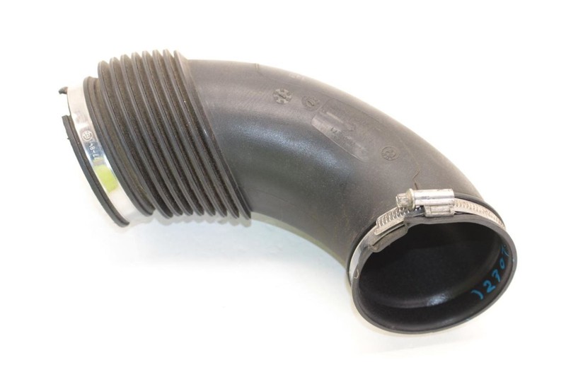 15-17 BMW M3 3.0L Twin Turbo Upper Clean Air Intake Pipe 7846271