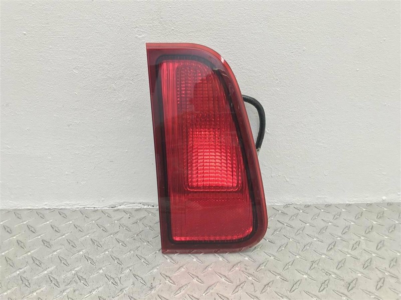 03 04 05 06 LINCOLN NAVIGATOR LEFT TAIL LAMP TAILLIGHT TAILLAMP REAR BRAKE OEM