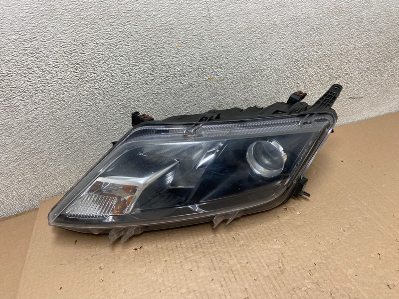 2010 2011 2012 Ford Fusion Left Driver LH Side Headlight Halogen AB2495 DW