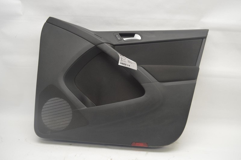 2017-2018 VW VOLKSWAGEN TIGUAN LIMITED FRONT RIGHT DOOR PANEL TRIM COVER OEM