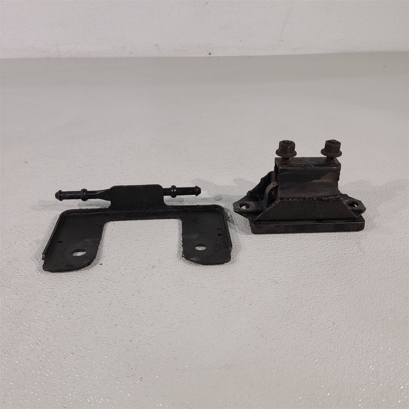 96-98 Mustang Cobra Exhaust Transmission Hanger Mount Manual Aa7290