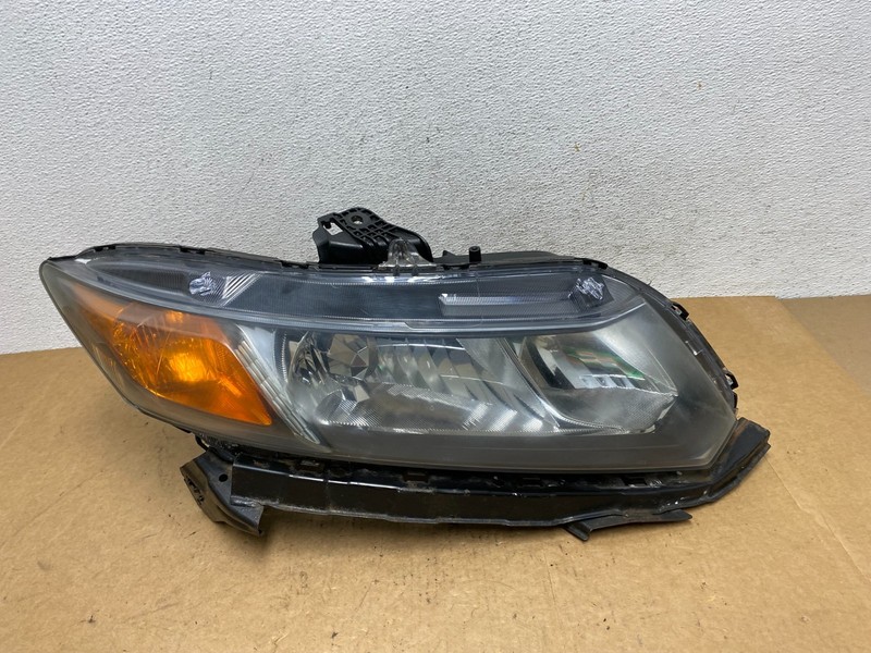 2012 Honda Civic Right Passenger RH Headlight Halogen AE3277 DW