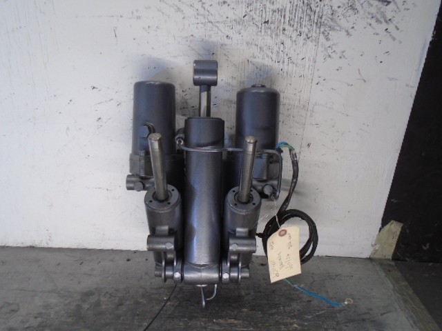 Yamaha 4 Stroke 200-225-250 hp Outboard Power Tilt & Trim Assy 69J-43800-01-8D
