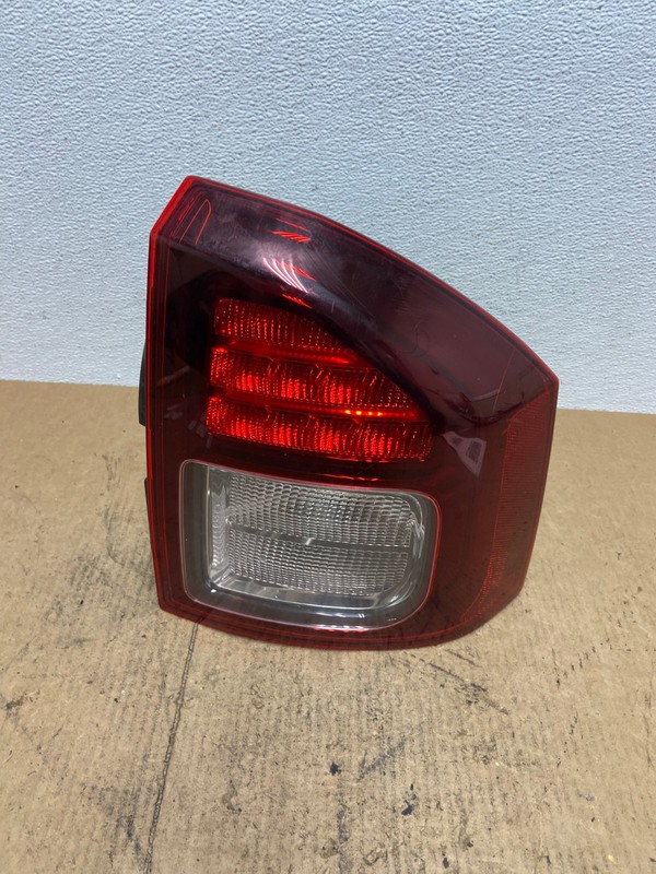 2014 - 2017 Jeep Compass Right Passenger Side Tail Light AC3685 LK
