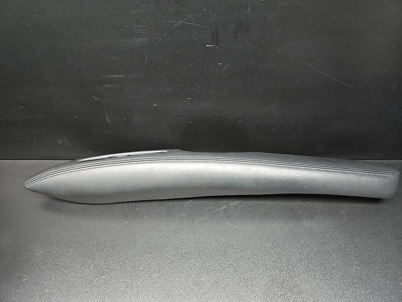 2011-2019 INFINITI Q70 Q70L M37 M56 RIGHT PASS FRONT DOOR ARM REST BLACK OEM