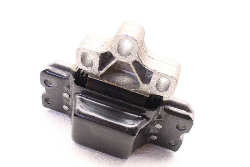 2006-2014 VW GOLF GTI 2.0L DRIVER LEFT ENGINE MOTOR FRAME MOUNT *ONLY 40K MILES*