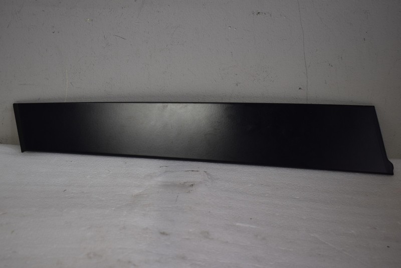 2006-2010 MERCEDES ML350 ML450 ML320 ML550 REAR LEFT WINDOW FRAME MOLDING OEM