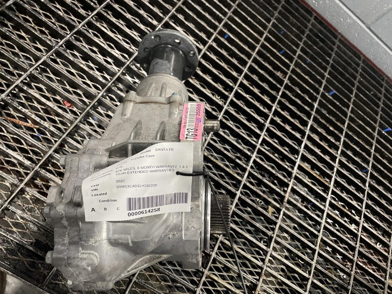 19-'20 HYUNDAI SANTA FE Transfer Case 2.4L 87k miles OEM 6 Month Warranty!