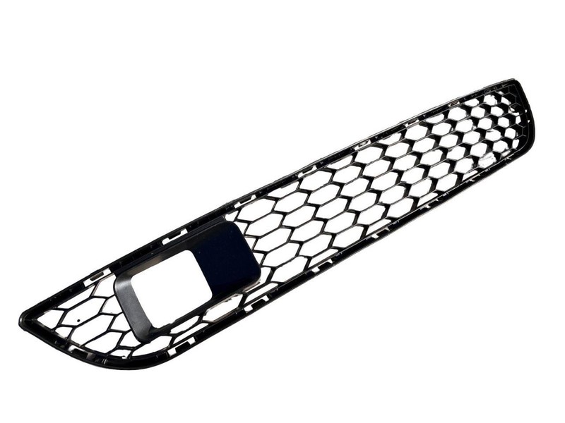 2016-2019 Nissan Sentra Front Bumper Lower Grill Grille