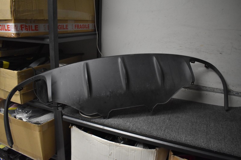 2015-2021 PORSCHE MACAN S REAR SPOILER FACTORY OEM