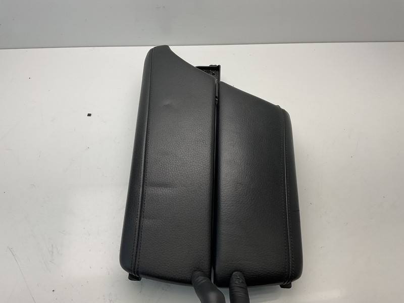 2011-2016 BMW F10 5-SERIES FRONT CENTER CONSOLE ARMREST LID LEATHER BLACK OEM