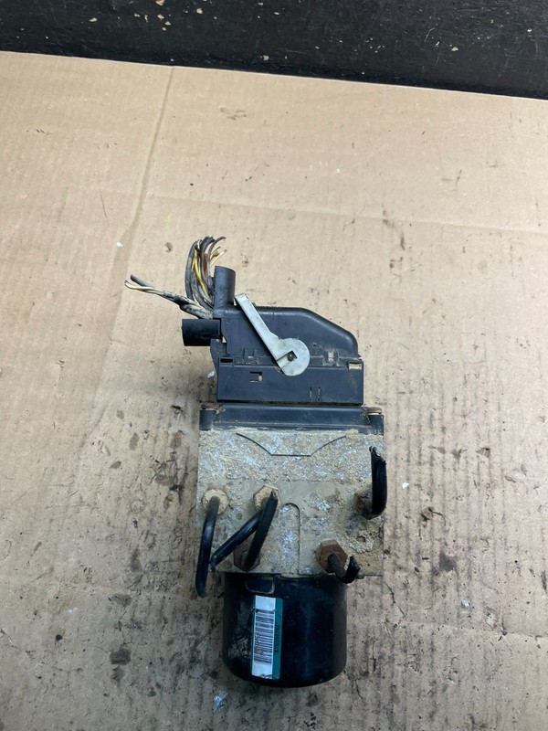 2006 2007 Ford E250 E350 Anti-Lock ABS Antilock Brake Pump w6799 DG