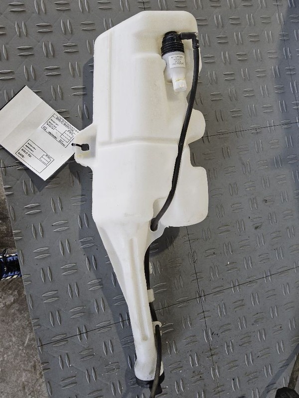 Wash Reservoir Fits 10-15 CAMARO 3481144