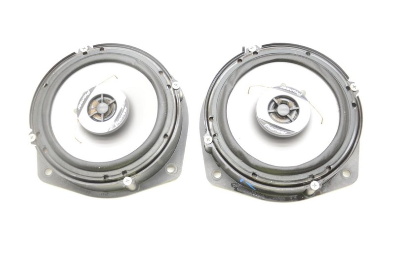 98-04 FRONTIER Driver Left and Passenger Right Door Speaker TSG1643R