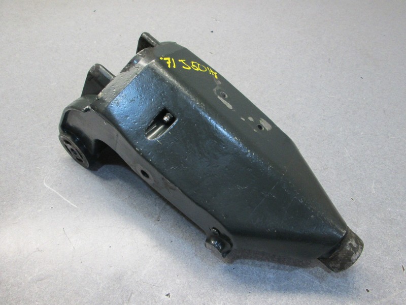 384888 Swivel Bracket for 50 Hp 1971-72 Evinrude Johnson Outboard