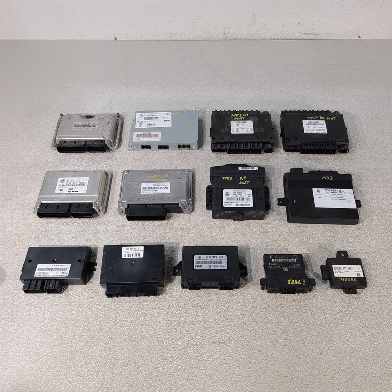 2005 Porsche Cayenne Turbo Interior Module Set (13) Modules Aa7483