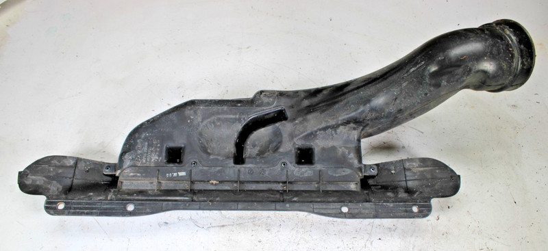2010-2012 Hyundai Genesis Coupe 3.8L Air Inlet Duct 28210-2M000 OEM