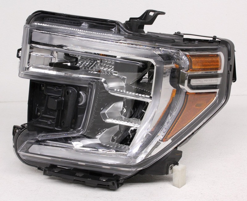 OEM GMC Sierra 1500 Left Driver Side LED Headlamp 84772473 Tab Missing