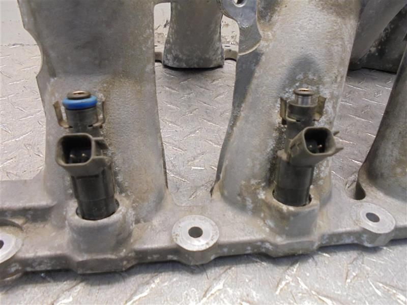 03-04 Lincoln Navigator 5.4L Lower Intake Manifold 8-330 OEM 2L7E-9K461-DA