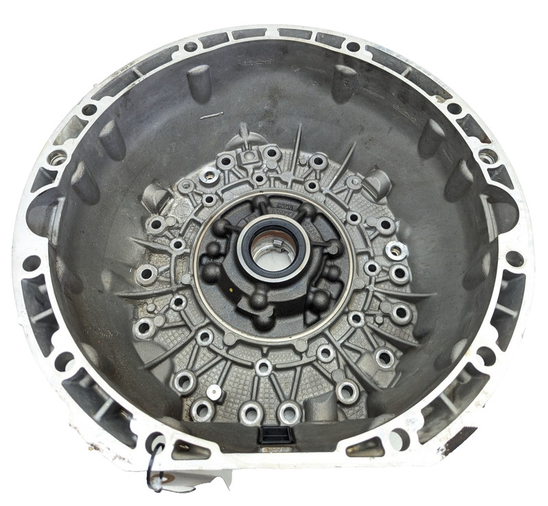 2003-2006 Mercedes-Benz S430 W220 Automatic Transmission Bell Housing 210271180