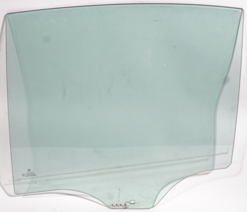 2002 - 2008 BMW 745I E65 REAR LEFT DRIVER SIDE DOOR WINDOW GLASS
