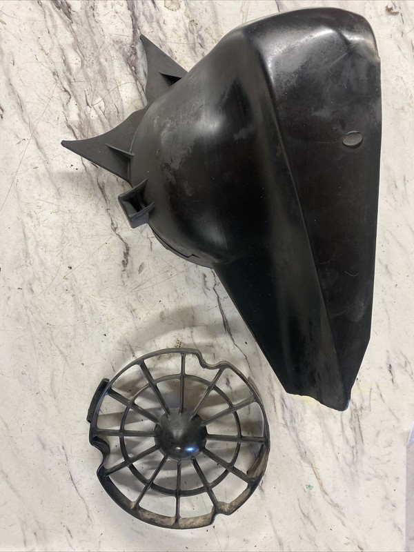 1984 - 1995 YAMAHA PZ480 PZ480 PZ485 PHAZER OEM FAN COVER SHROUD DUCT 3