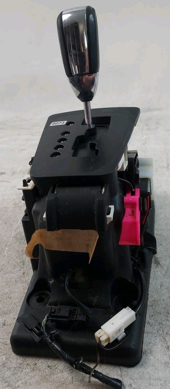 2011-2014 Chrysler 200 2.4L Automatic Shifter Assembly w/Autostick 05273244A OEM