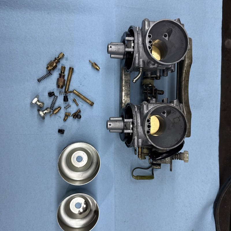 1984 - 1995 Phazer Pz480 485 SnowmobileMotor Mikuni Carburetors Good