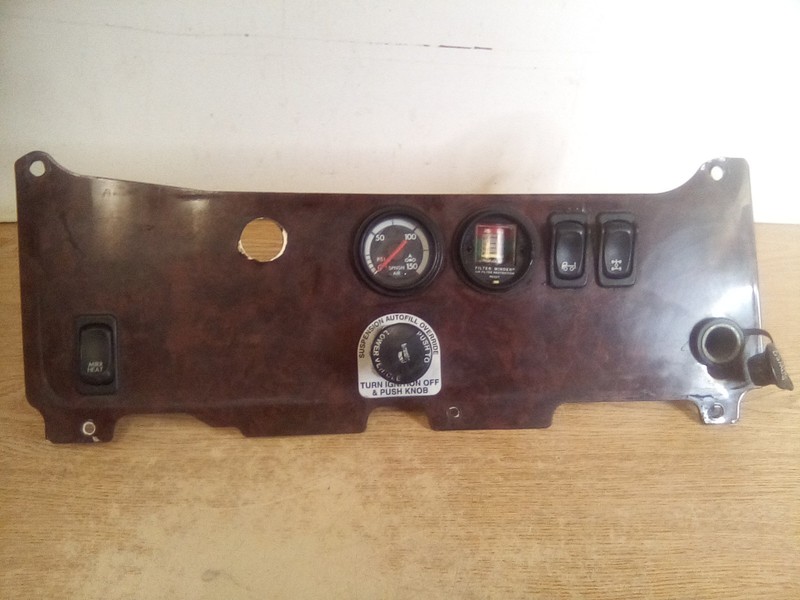 2007 Freightliner M2 Switch Gauge Panel