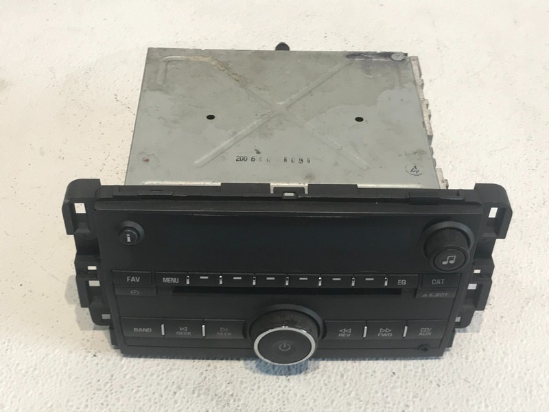 06-09 BUICK LUCERNE RADIO STEREO CD PLAYER AUX OEM 15871700