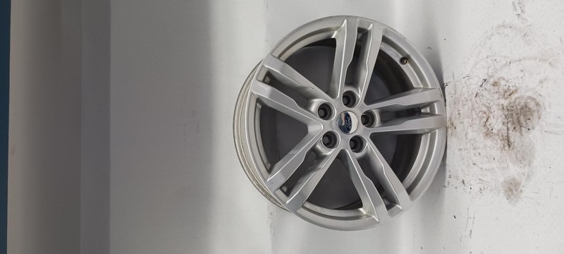 20-'24 FORD EXPLORER Wheel 18x7-1/2 aluminum OEM Grade B