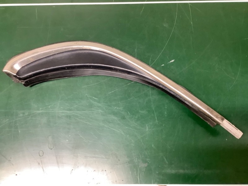 96-00 Civic 4Dr SEDAN Right Drip rail molding extensionOEM