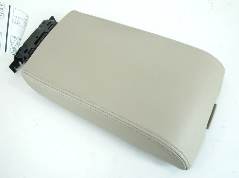 2004-2007 Buick Rendezvous Center Console Arm Rest Lid Cover OEM